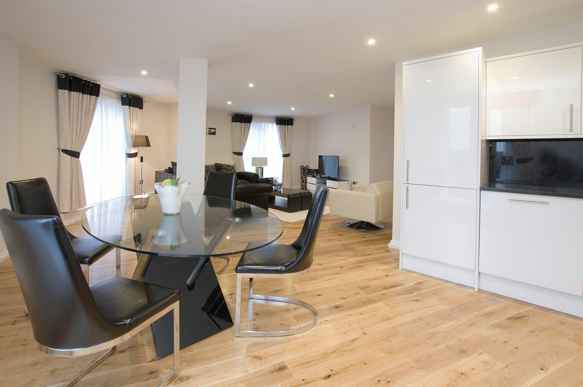 เชลซีบริดจ์อพาร์ตเมนท์ Apartment ลอนดอน ภายนอก รูปภาพ
